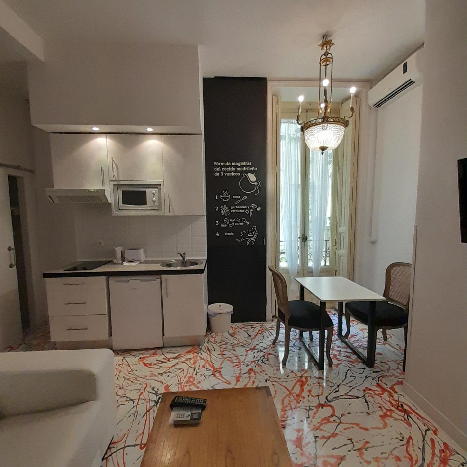 Apartamentos Matute 11 Madri Exterior foto